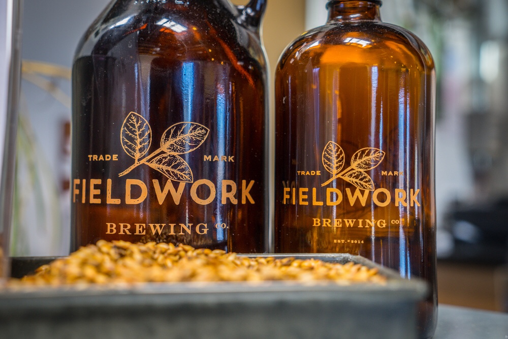 Fieldwork Brewing Growlers (Photo by Suni Sidhu)