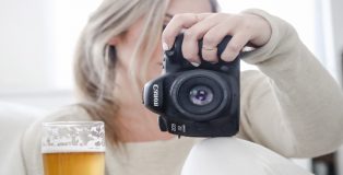 Women behind the lens - beer photography